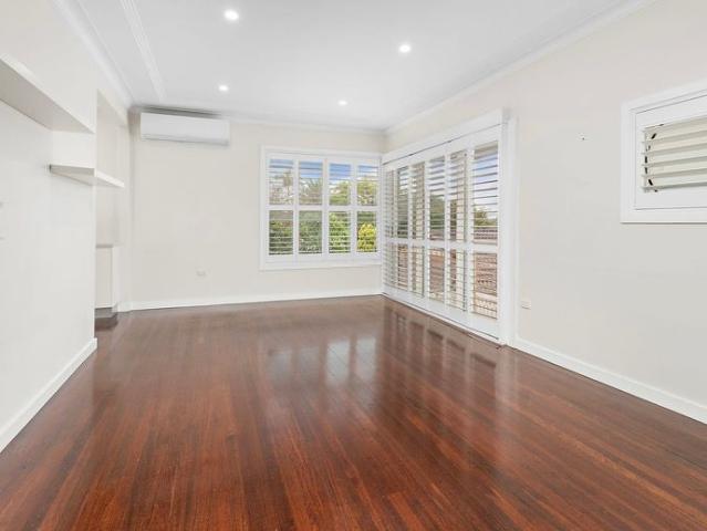 House for rent in Wollongong West, New South Wales