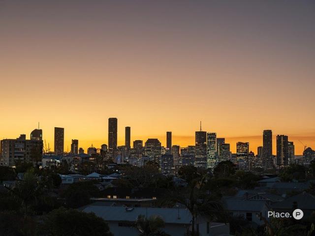 House for sale in Norman Park, Greater Brisbane