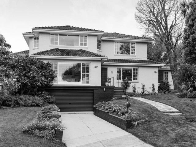 House for sale in Mount Waverley, Melbourne