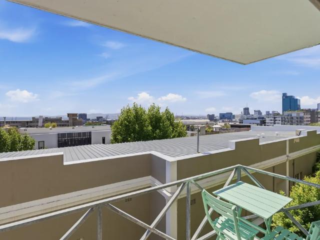 Apartment for sale in Cape Town, Western Cape