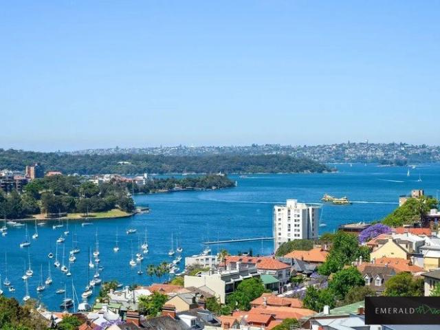 Apartment for sale in Lower North Shore, Sydney