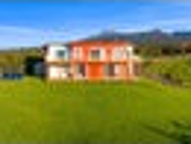 House for sale in Taranaki