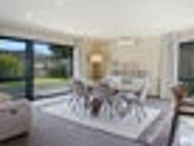 House for sale in Raumati Beach, Paraparaumu