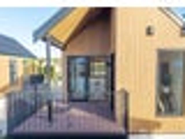 Townhouse for sale in Days Bay, Wellington