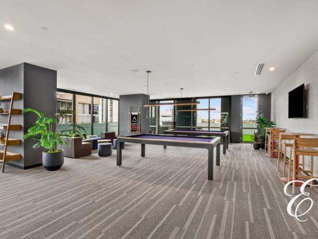 Apartment for rent in East Perth, Perth