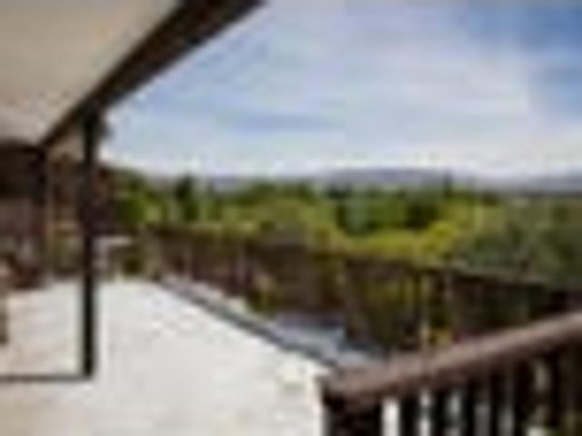House for sale in Otakou