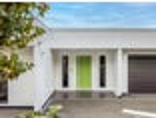 House for sale in Chaslands, Canterbury