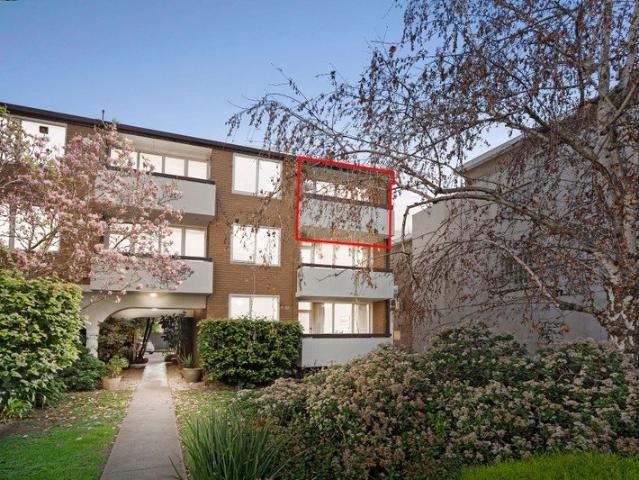 Apartment for sale in Camerons Creek, Victoria
