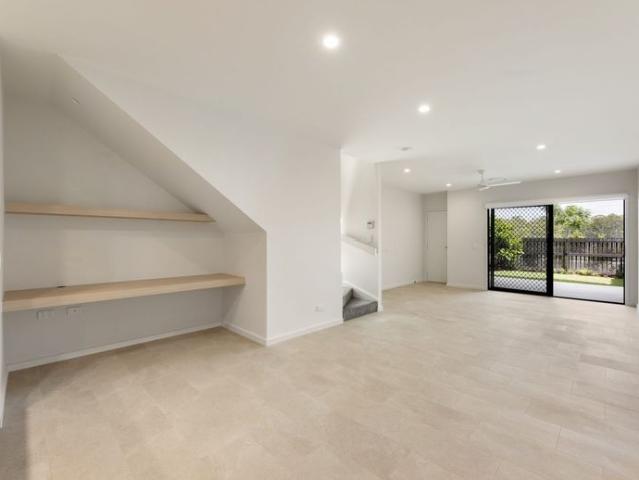 Townhouse for rent in Toombul, Queensland