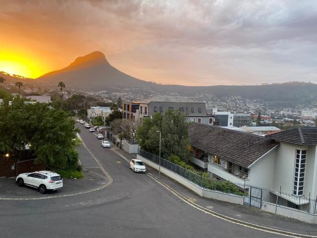 Apartment for rent in Cape Town Ward 77, Cape Town