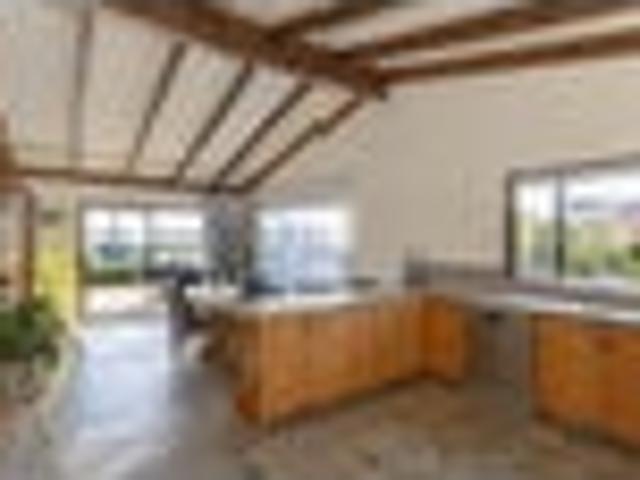 House for sale in Otakou