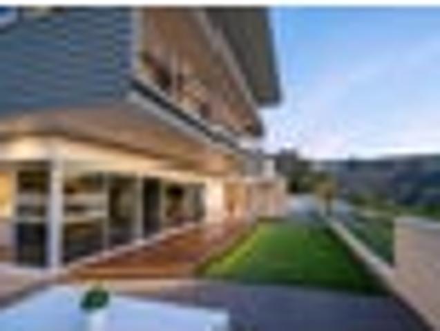 House for sale in Chaslands, Canterbury