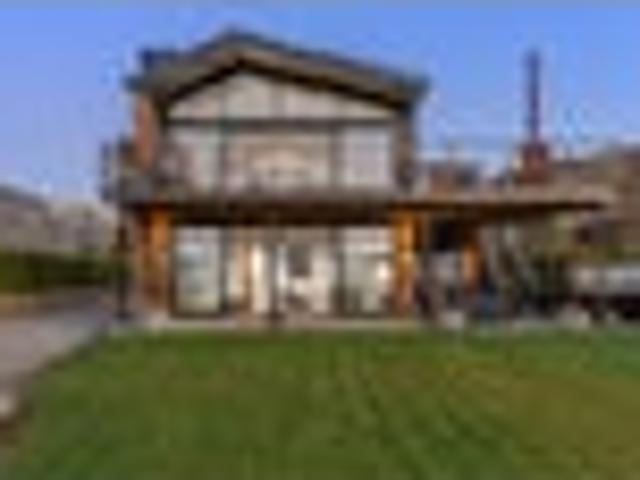 House for sale in Otakou