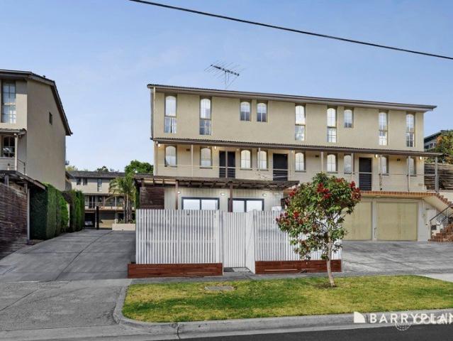 Townhouse for sale in Camerons Creek, Victoria