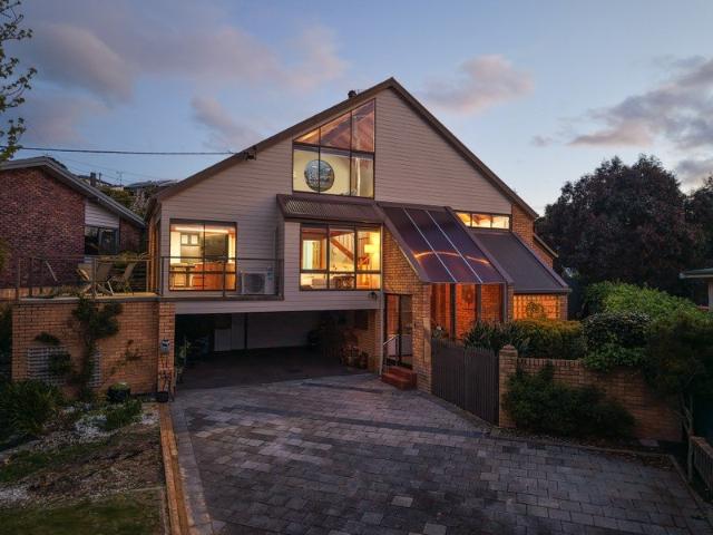 House for sale in Devonport