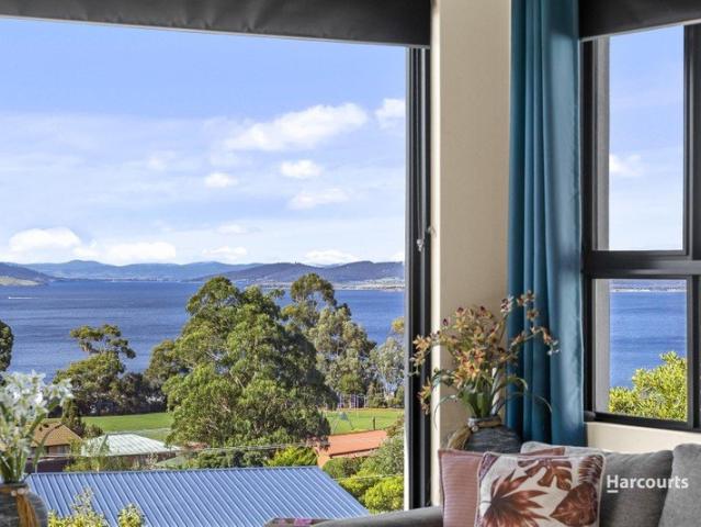 House for sale in Blackmans Bay, Hobart