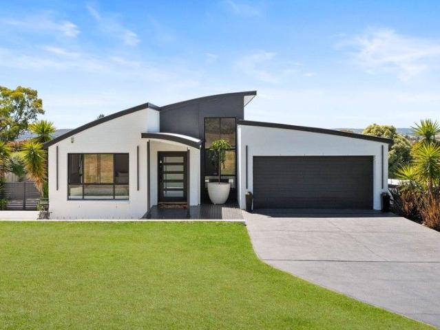 House for sale in Brisbane Grove, New South Wales