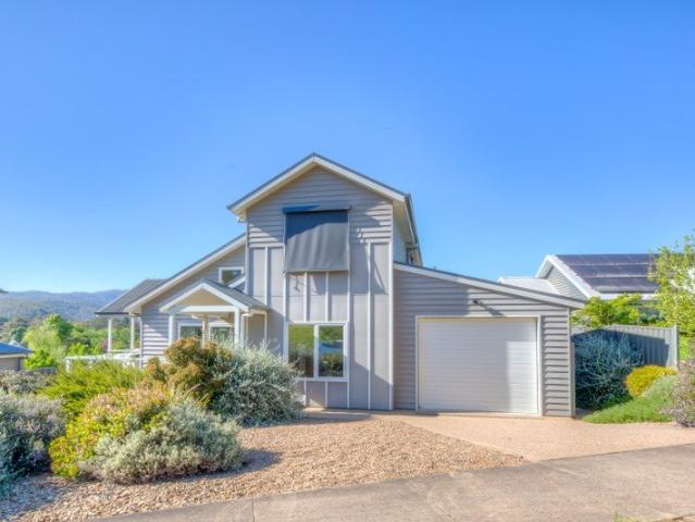 House for sale in Bright, Alpine Shire