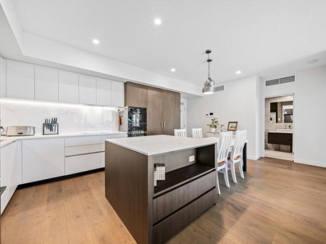 Apartment for sale in Applecross, Western Australia