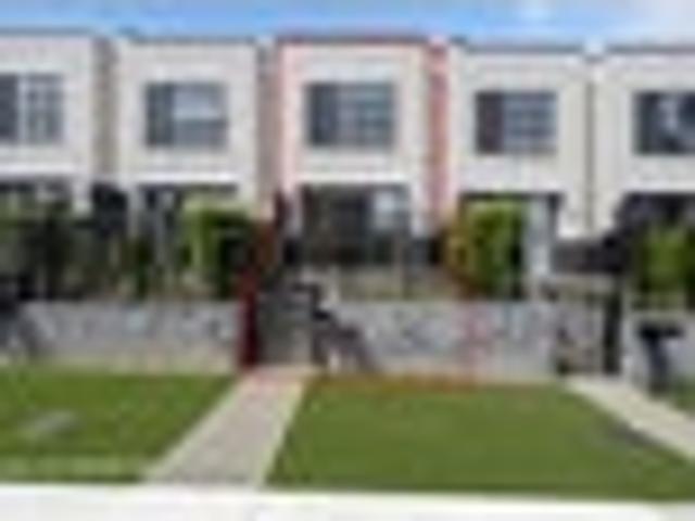 Townhouse for sale in Howick, Oroua County