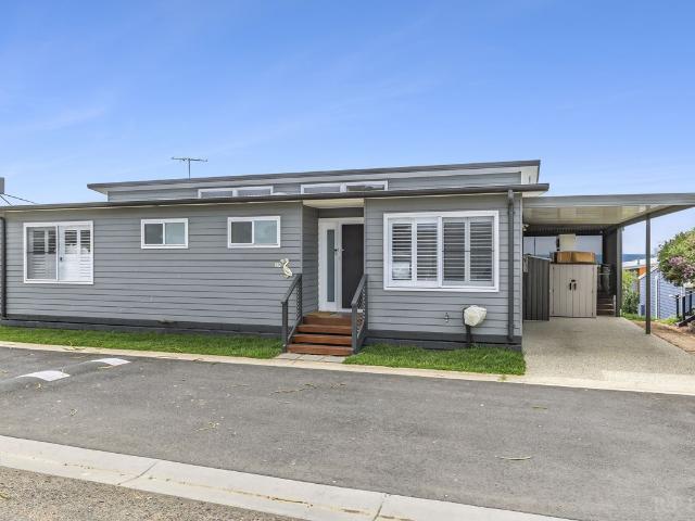 Apartment for sale in Leopold, Victoria