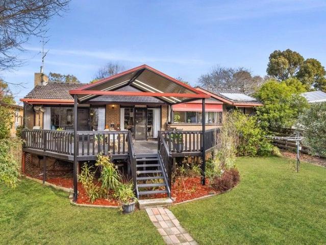 House for sale in Elliminyt, Victoria