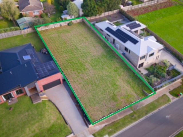 Land for sale in Drouin, Victoria