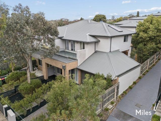 Townhouse for sale in Camerons Creek, Victoria