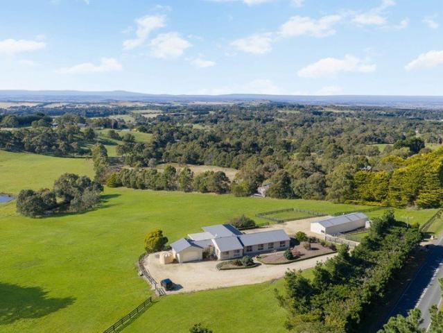 House for sale in Gisborne, Victoria
