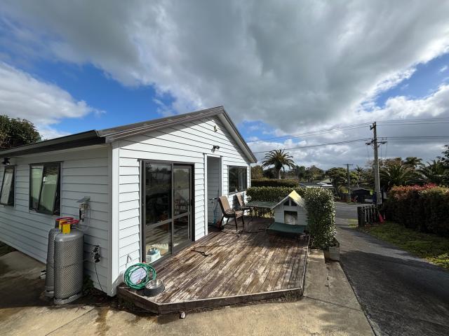 House for rent in Awhitu, Oroua County