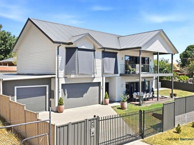 House for sale in Alexandra, Victoria