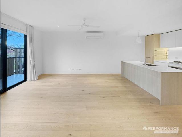 Townhouse for rent in Camerons Creek, Victoria