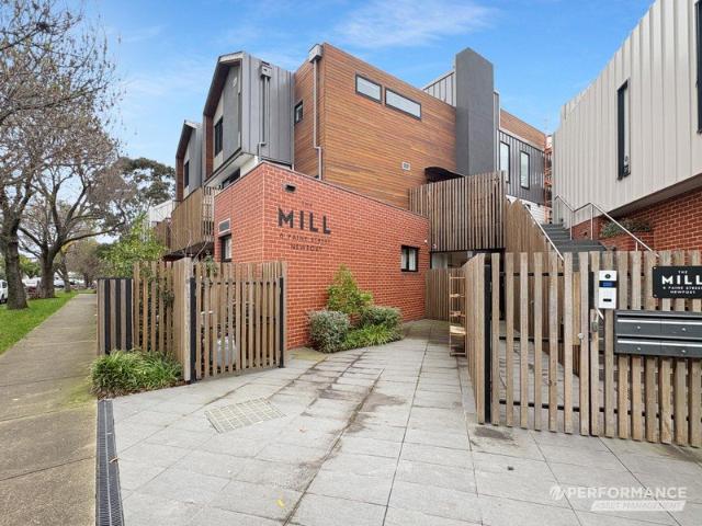 Townhouse for rent in Camerons Creek, Victoria