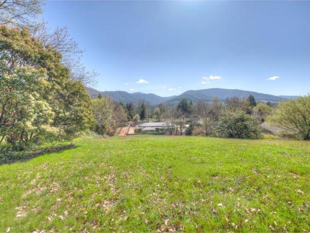 Land for sale in Bright, Alpine Shire