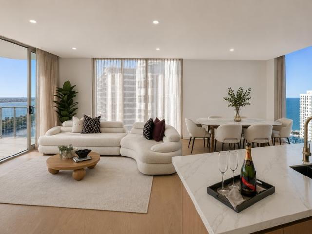 Apartment for rent in Main Beach, Gold Coast City