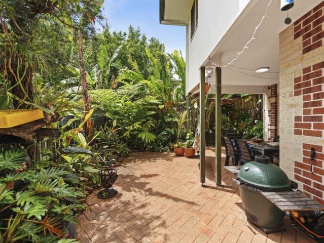 Townhouse for sale in Currumbin Waters, Gold Coast City