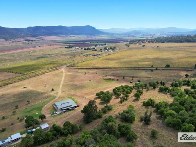 Cottage for sale in Gladfield, Queensland