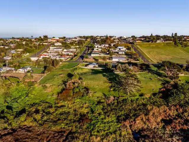 House for sale in Taranaki