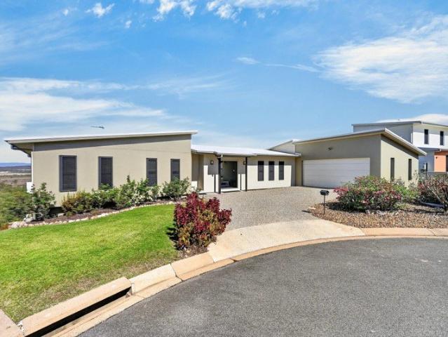 House for rent in Bushland Beach, Townsville City