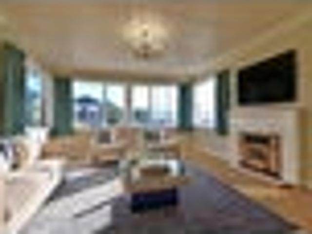 House for sale in Otakou