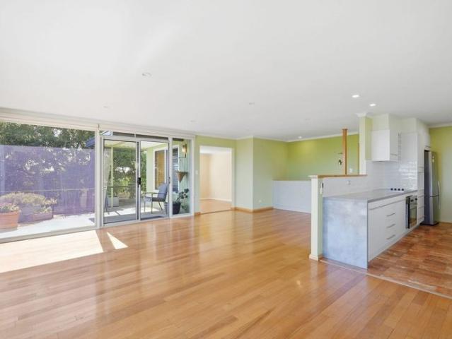 House for rent in Dodges Ferry, Tasmania