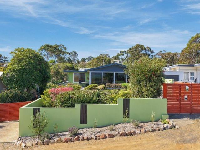 House for rent in Dodges Ferry, Tasmania