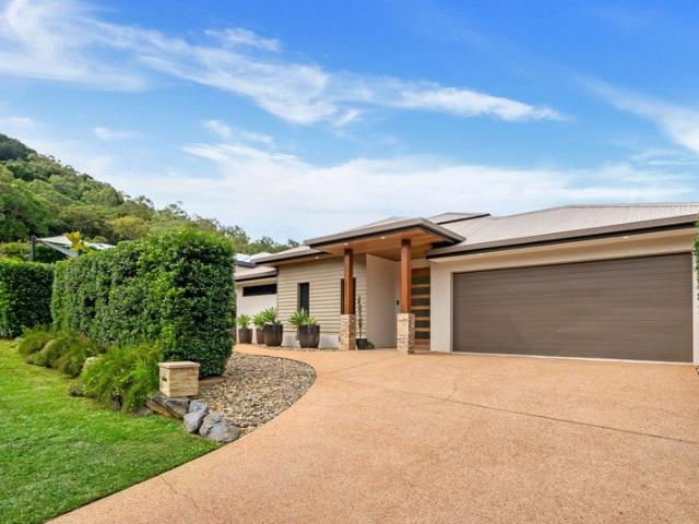 House for sale in Kewarra Beach, Queensland