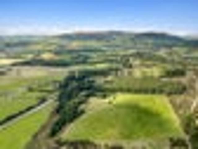 House for sale in Otakou