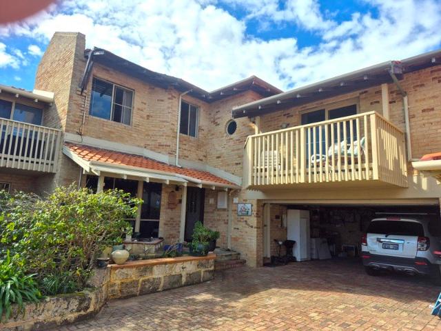 Townhouse for sale in Stirling, Western Australia