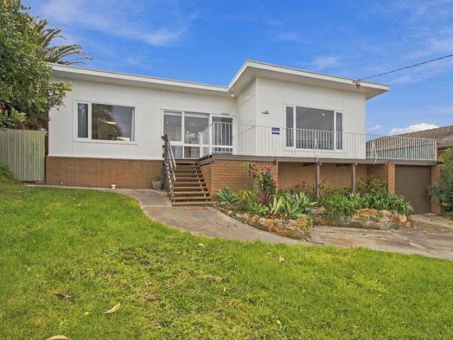 House for sale in Lakes Entrance, Victoria