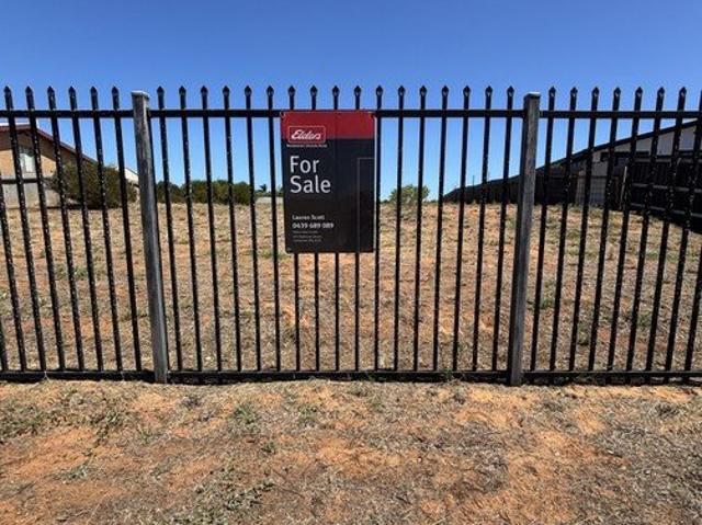 Land for sale in South Carnarvon, Western Australia
