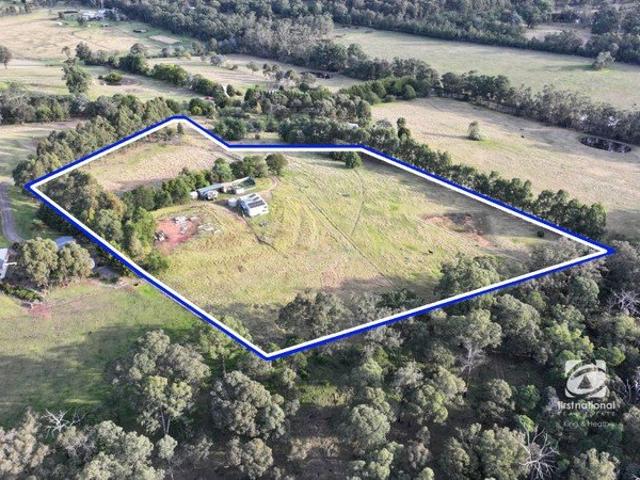 Land for sale in Mossiface, Victoria