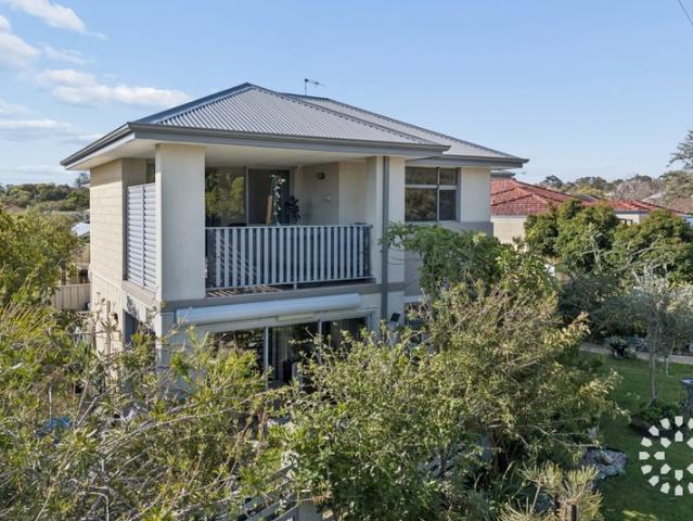 Apartment for sale in Hamilton Hill, Western Australia