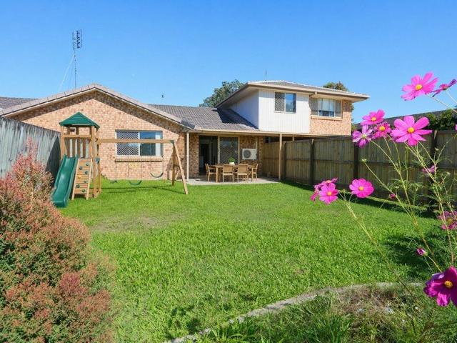 Villa for sale in Fernbrook, Queensland